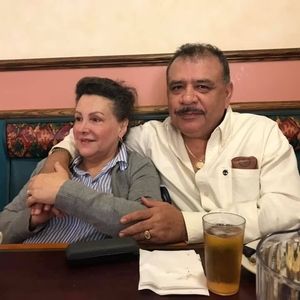 Meet your Posher, Alcides